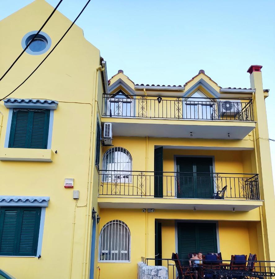 Chloe Attic Villa Agia Efimia Exterior foto