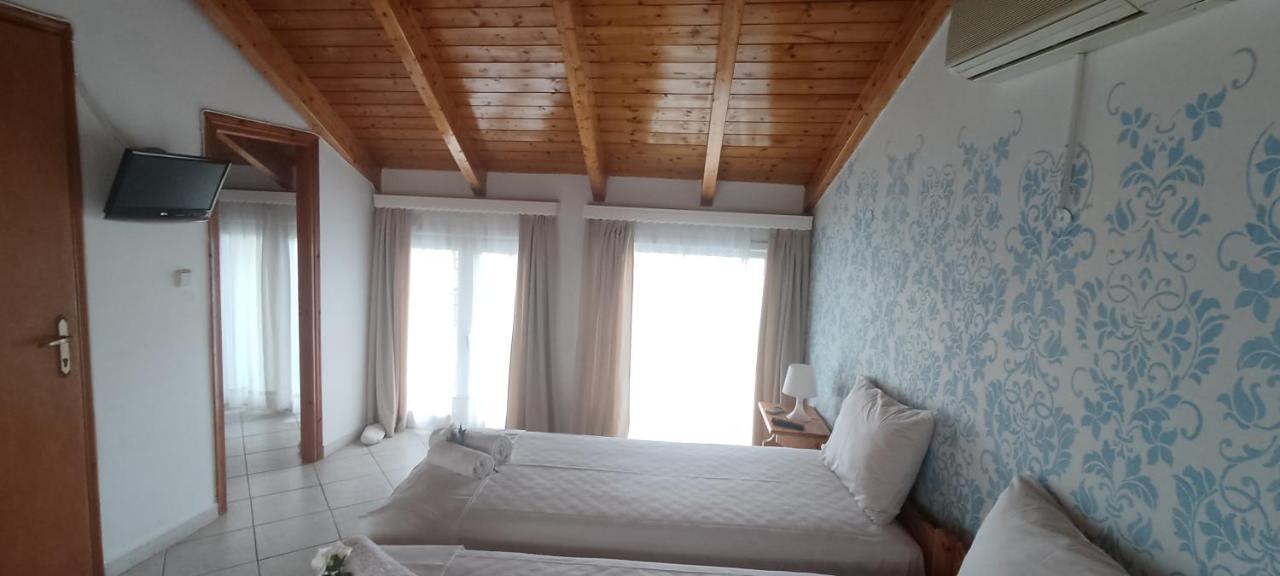 Chloe Attic Villa Agia Efimia Exterior foto